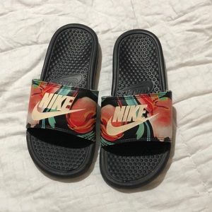 Nike slides